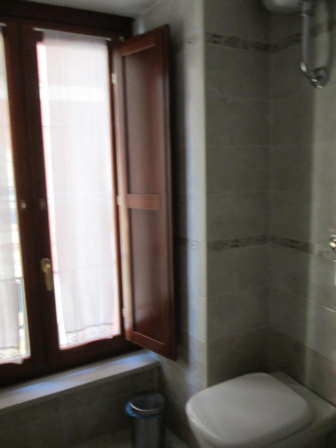 ל'אקווילה B&B Regina Margherita מראה חיצוני תמונה