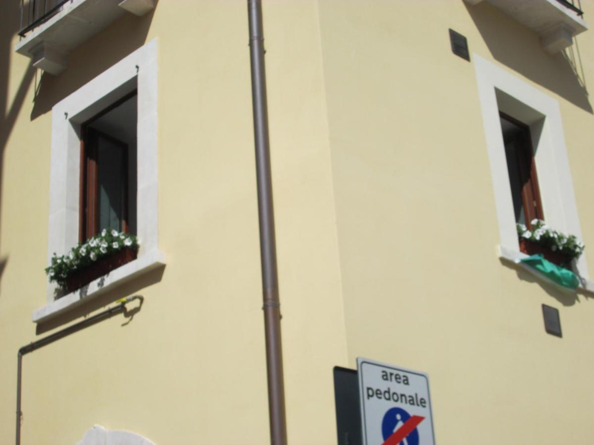 ל'אקווילה B&B Regina Margherita מראה חיצוני תמונה