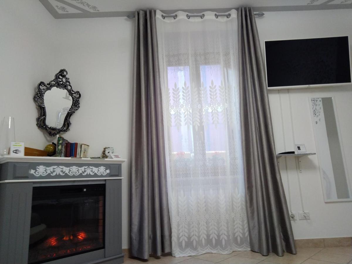 ל'אקווילה B&B Regina Margherita מראה חיצוני תמונה