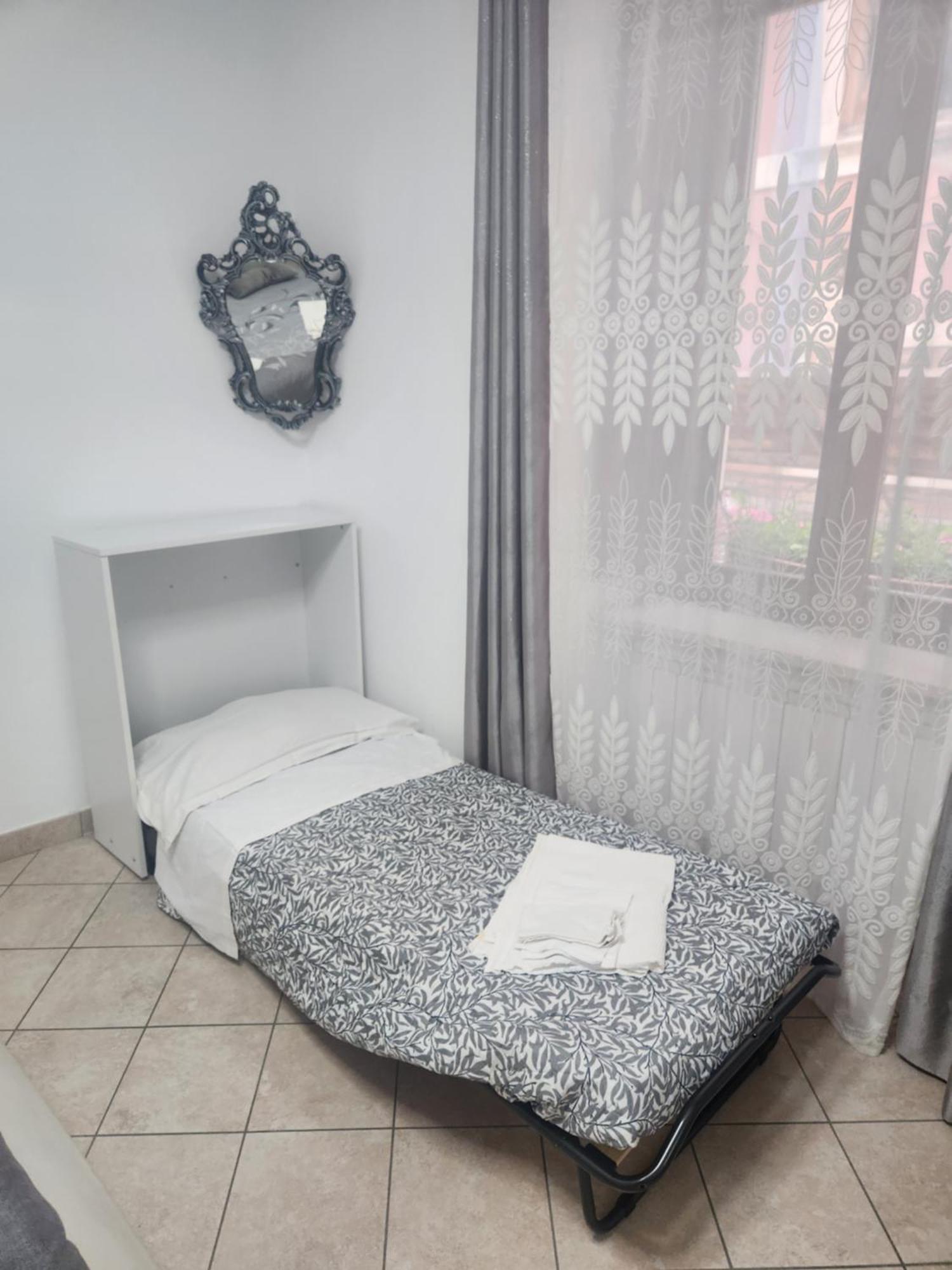 ל'אקווילה B&B Regina Margherita מראה חיצוני תמונה